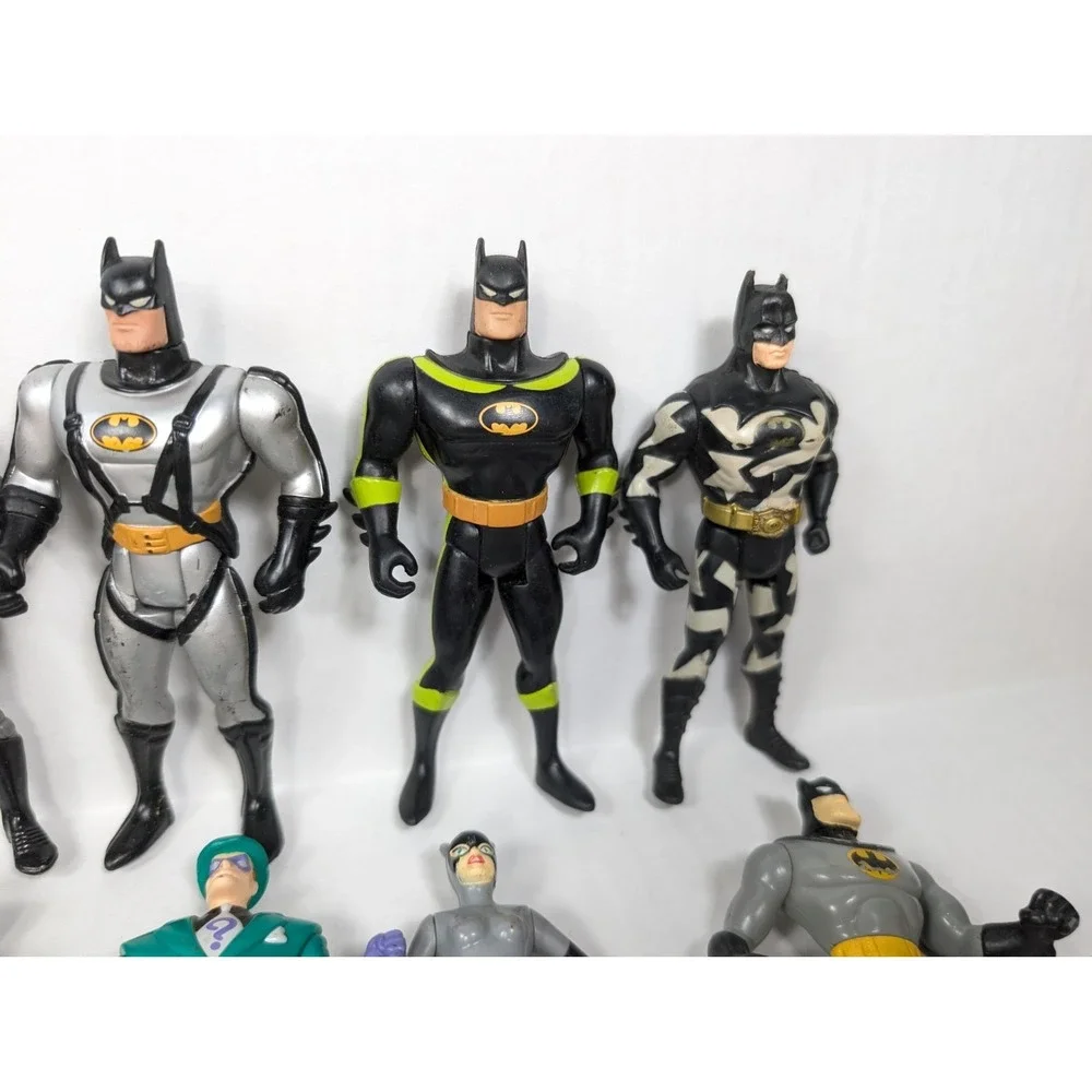 Vintage 90s Batman Action Figure Lot w/‎ Accessories Penguin Robin Catwoman